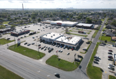 Cleeman sells Park Plaza Shopping Center for $10.3 million